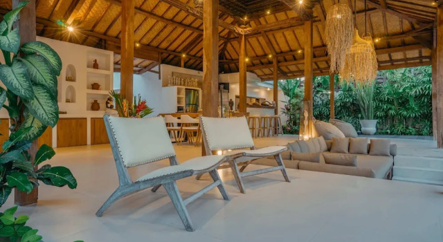 Vilă cu balcon Villa Marula