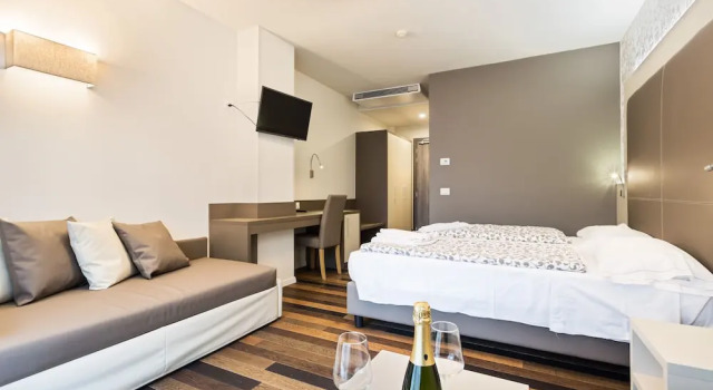 Трёхместный номер Comfort с балконом Hotel Gardesana