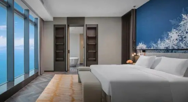 Люкс c 1 комнатой с видом на море Hotel Indigo Yantai Golden Coast by IHG