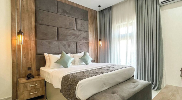 The Green Villa Residence, Book Villa Hoteller i Yenagoa med parkering, Parkering