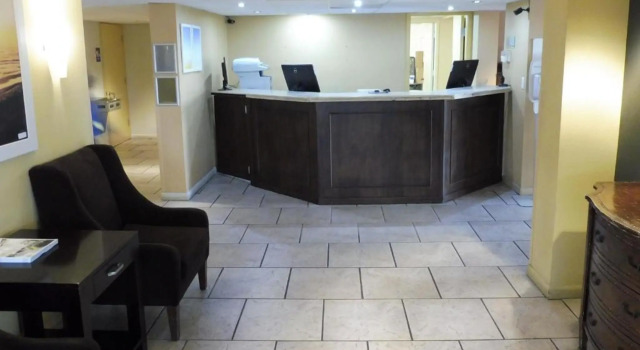 Days Inn Neptune Beach, Забронировать Отель Джексонвилл-Бич Jacksonville Coast