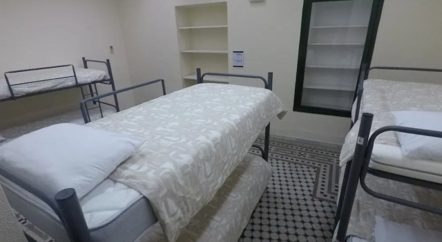 San Isidoro Hostel Sevilla, Забронировать Хостел Хостелы Севильи, рядом с Дворец Каса-де-Салинас, Хостел