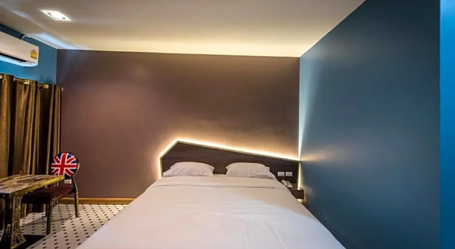 Номер Standard с балконом The Feeling Hotel