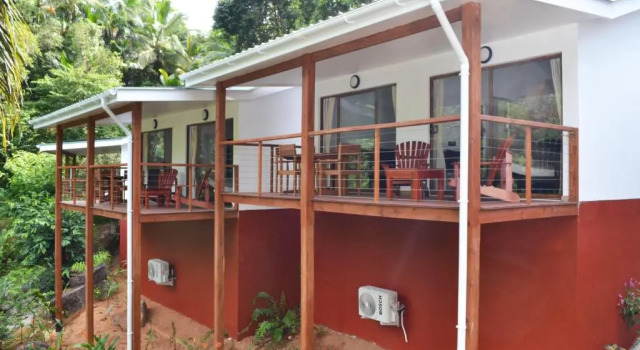 Cashew Nut Grove Chalets, Reserva ahora Chalet de montaña Hoteles en Mahé con piscina, cerca de Morne Blanc Trail, Piscina
