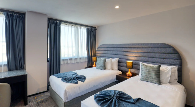 Двухместный люкс Superior Marsden Suites Albany
