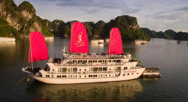 Двухместный номер Deluxe с балконом и с видом на океан Syrena Cruises