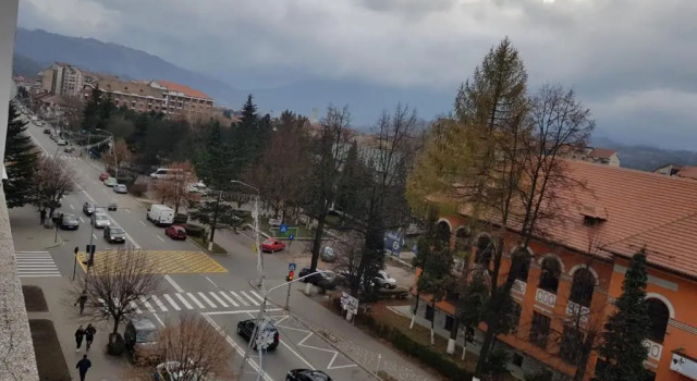 Garsoniera Mihaela, Rezervovat Hotel Hotely v Hunedoara s parkováním, Parkování