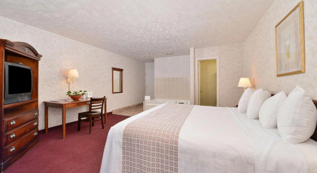 Двухместный номер Standard Americas Best Value Inn Ashtabula/Austinburg