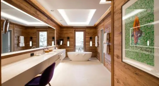 Arula Chalets, Забронировать Шале Отели Лех с бассейном, рядом с Горнолыжный подъемник Шлосскопфбан, Бассейн