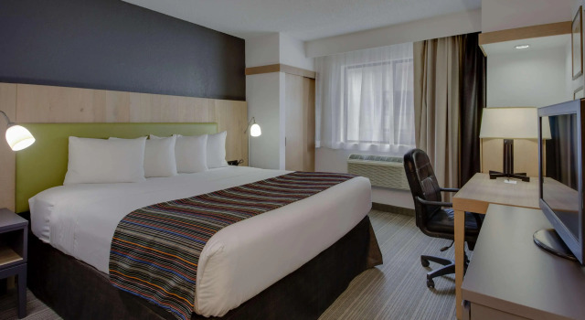 Country Inn & Suites by Radisson, Frederick, MD