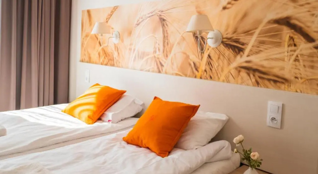 Cicha Zdrój, Buchen Sie Hotel Hotels in Heiligkreuz mit Parkplatz, Parkplätze