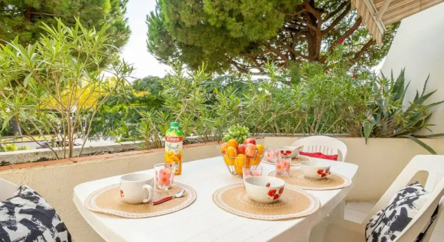 Les Cyprianes - Inh 27521, Book Hotel La Grande-Motte Camargue