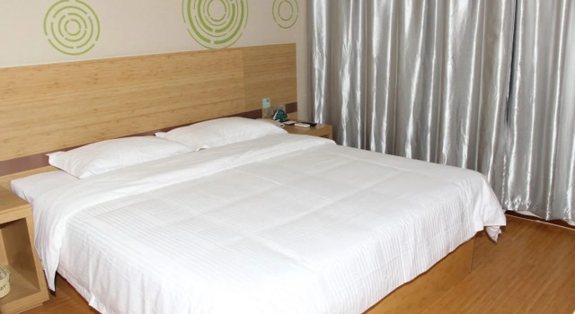 GreenTree Inn Binzhou Wudi Ginza Square Express Hotel