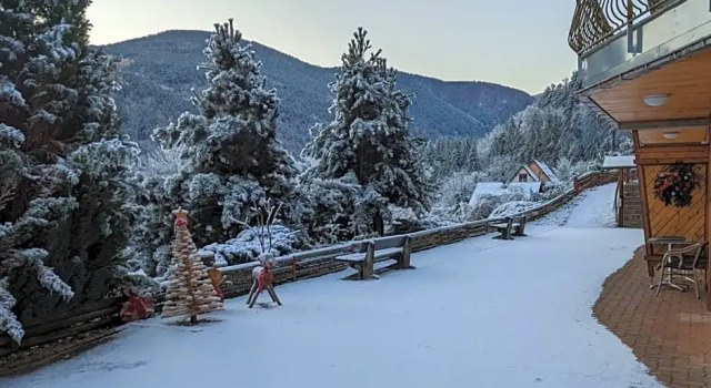 La source, 预订 酒店 桑德纳 Massif des Vosges