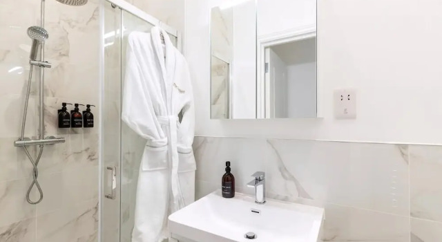 Апартаменты Bright & Elegant Chelsea Getaway: Private Balcony!