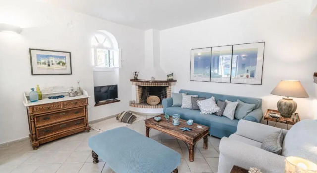 Seafront House in Andros Town with Sunrise & Ocean Views