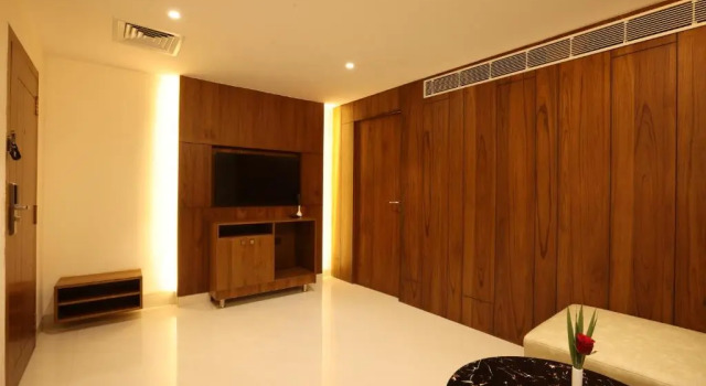 Люкс Deluxe Royal Plaza Suites by RAK Rooms, Mangaluru