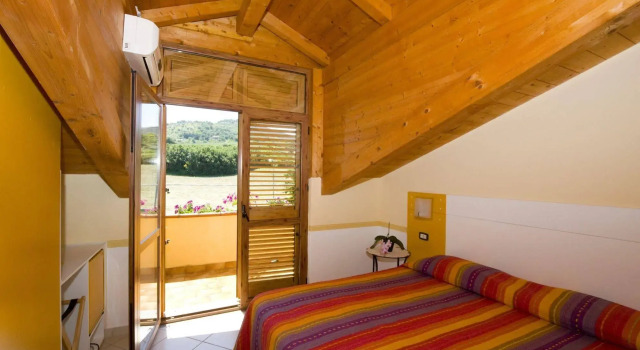B&B Il Girasole, Book Bed and Breakfast Hoteller i Agropoli med pool, Swimmingpool