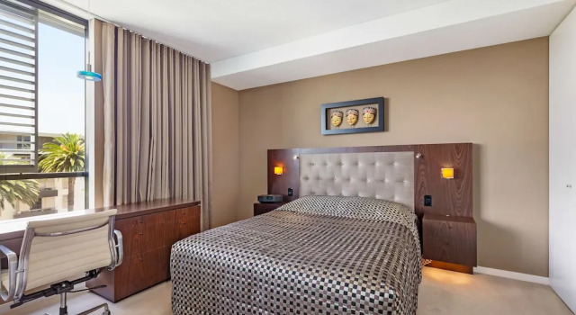 Апартаменты Stylish 1 Bedroom Apartment Camperdown