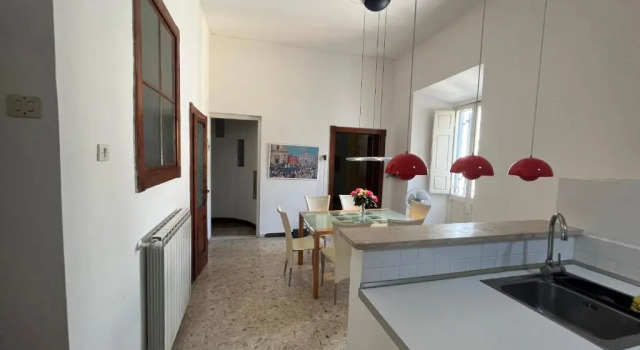Penthouse Piazza d'Erba, Book Hotel Hoteller i Orte med parkering, Parkering