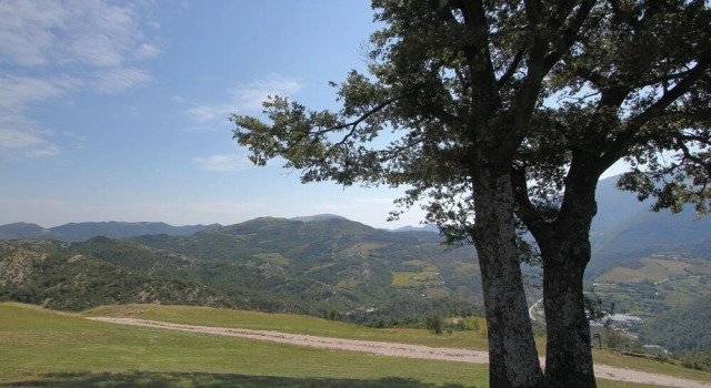 Lovely Holiday home in Apecchio with Pool, Rezerwuj Hotel Apecchio Marche