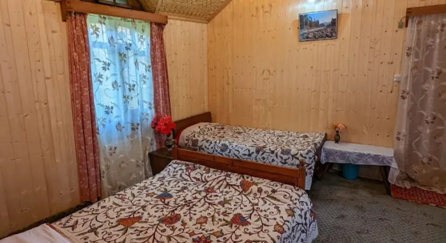 Golden Hopes Group Of Houseboats