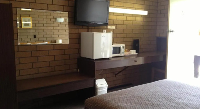 Rippleside Park Motor Inn, Забронировать Отель Отели Джелонг с парковкой, Парковка