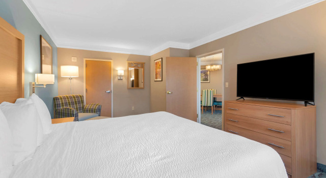 Двухместный люкс Best Western PLUS Executive Court Inn & Conference Center