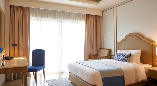 Номер Deluxe с частичным видом Отель Twin Lakes Hotel Tagaytay