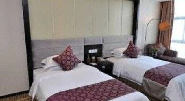 Xian Man Lou Tu En Hotel, Rezerwuj Hotel Hotele 3-gwiazdkowe w Baocun, 3*
