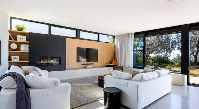Banksia I Absolute Beachfront