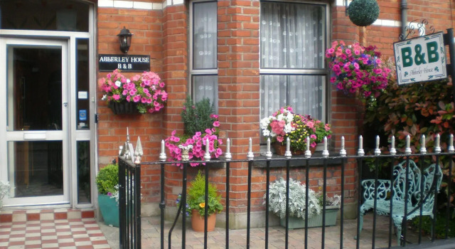 Abberley House B&B, Забронировать Отель «постель и завтрак» Дублин Каунти Дублин, рядом с Частная больница Матер