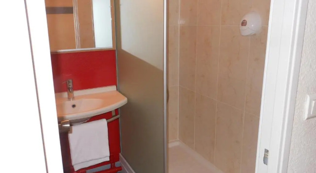 Двухместный номер B&B HOTEL Toulouse Centre Canal du Midi