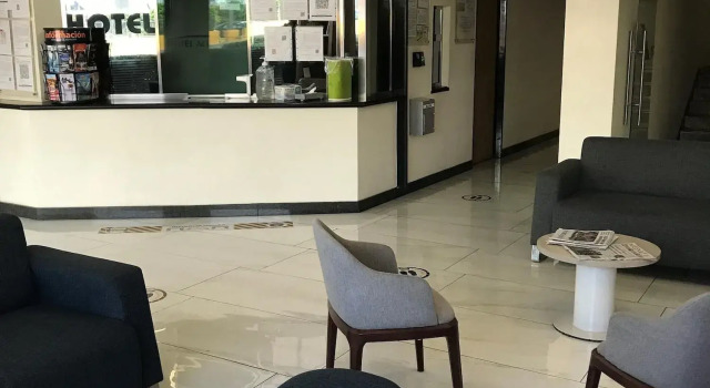 Hotel Aeropuerto, Rezerwuj Hotel Hotele 3-gwiazdkowe w Mexico DF, 3*