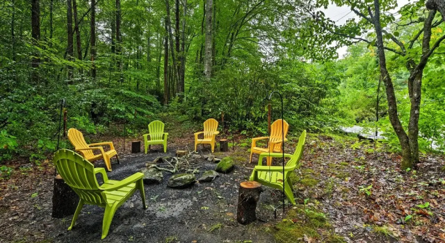 Creekside Cottage: Blue Ridge Mountain Escape!