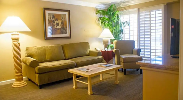 Люкс Indian Wells Resort Hotel