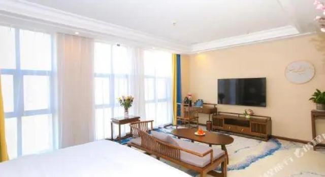 Люкс Business Vienna International Hotel (Kunshan Lujia Inspiration Square Town)