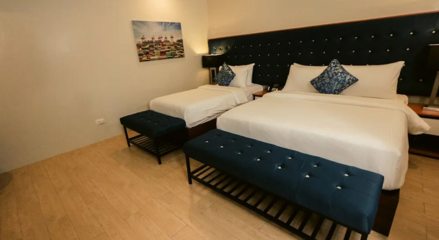 Двухместный номер Deluxe с балконом The Madeline Boutique Hotel & Suites
