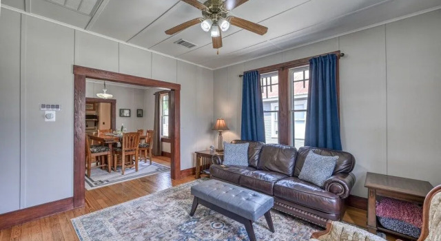 Charming Historic Home With Hot Tub and Firepit, Забронировать Отель Отели Фредериксберг 3 звезды, рядом с Fredericksburg Visitor Information Center, 3*