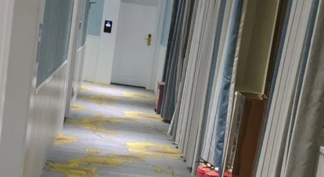 Yulong Business Hotel, Buchen Sie Hotel Lincang Yunnan