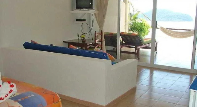Sotavento Beach Resort Hotel, Забронировать Курортный отель Отели Ixtapa-Zihuatanejo с бассейном, Бассейн