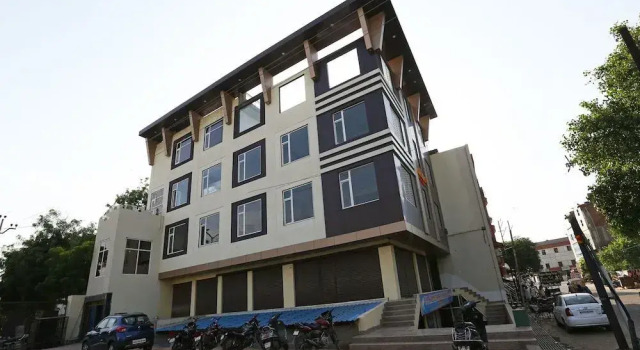 Hotel Glorify Stay By OYO Rooms