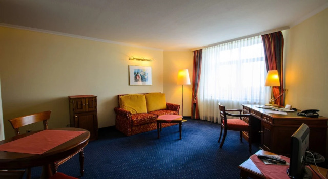 Люкс Grand Naturhotel Sachsenbaude Oberwiesenthal - Indoor-Pool & Outdoor-Whirlpool