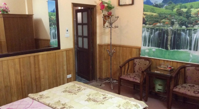 Hong Anh hotel, Забронировать Отель Бадинь Ханой