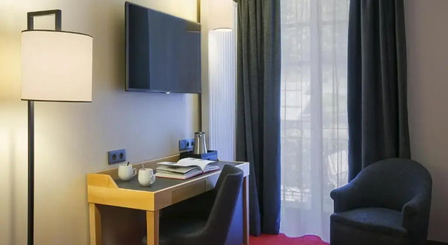 Двухместный номер Superior с балконом Lizzie Hôtel
