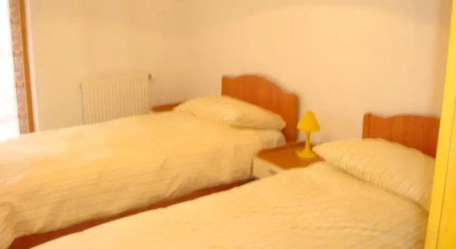 Balatoni Lakófalu, Prenota Appartamento Hotel a Western Transdanubia con piscina, Piscina