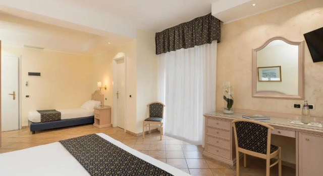 Трёхместный номер Sant Alphio Garden Hotel & SPA