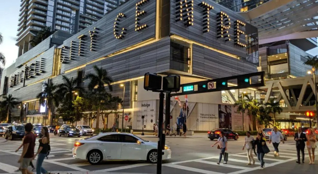 Апартаменты Icon Tower Miami 5*