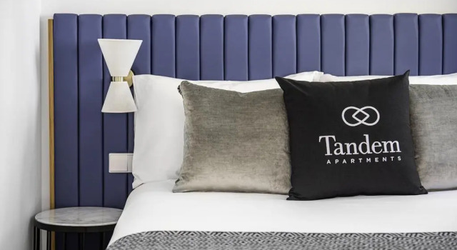 Tandem Palacio Alfama Suites, Забронировать Отель Отели Лиссабона с бассейном, рядом с Рештаурадориш, Бассейн