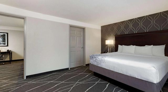 Dobbelt suite La Quinta Inn & Suites Fresno Riverpark